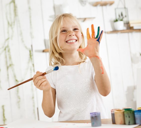 پاک کردن نقاشی کودکان